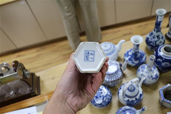 A quantity of 19th and 20th century Blue and white Chinese ceramics tallest 24.5cm